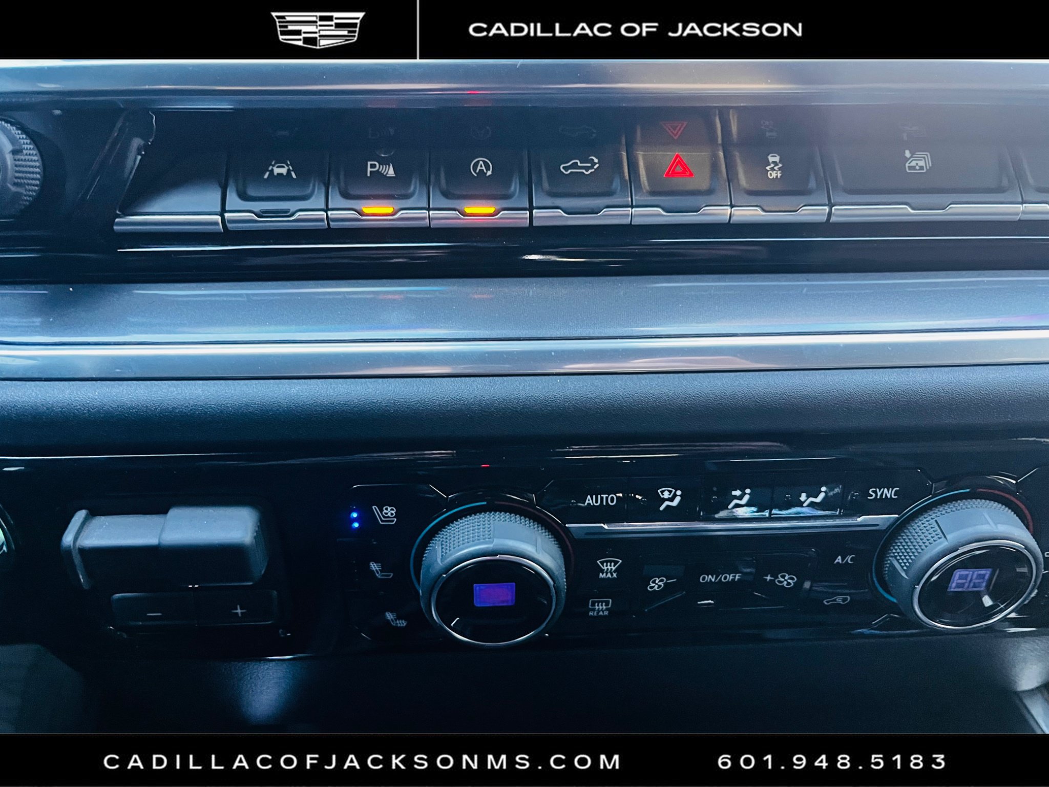 Used 2025 Chevrolet Silverado 1500 High Country w/ Midnight Edition AWD/4WD image 17