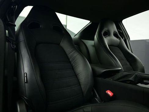 Used 2012 Nissan GT-R Premium image 66