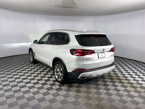 Certified 2024 BMW X5 xDrive40i w/ Parking Assistance Package image 28