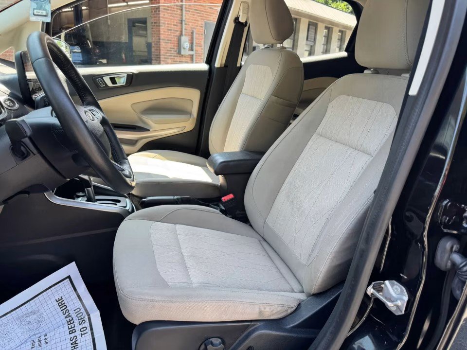 Used 2019 Ford EcoSport SE AWD/4WD image 14