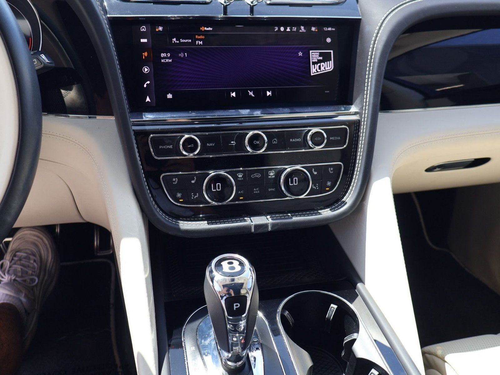 Certified 2023 Bentley Bentayga AWD/4WD image 21