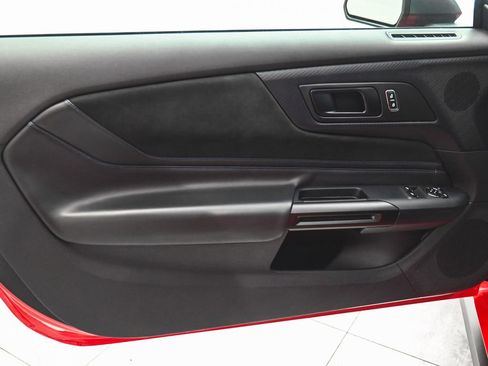 Used 2024 Ford Mustang Dark Horse RWD image 9