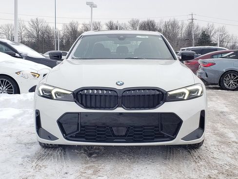 New 2026 BMW 330i xDrive Sedan w/ M Sport Package AWD/4WD image 2