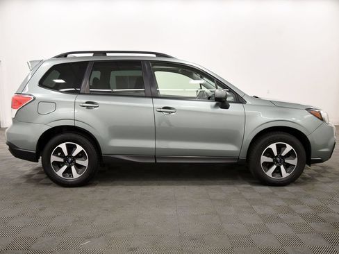 Used 2018 Subaru Forester 2.5i Premium AWD/4WD image 6