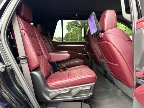 Used 2025 Cadillac Escalade Sport w/ Touring Package AWD/4WD image 20