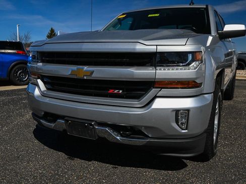 Used 2018 Chevrolet Silverado 1500 LT w/ All Star Edition AWD/4WD image 11