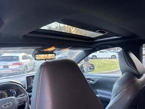 Used 2019 Toyota RAV4 XSE image 11