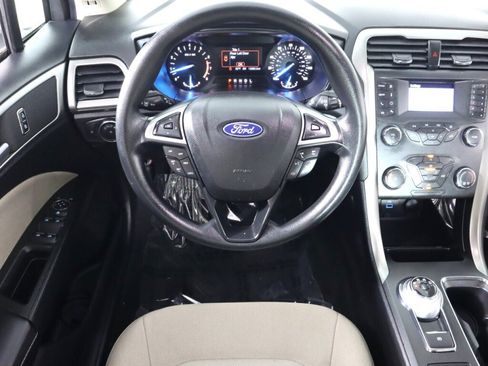 Used 2020 Ford Fusion S FWD image 29