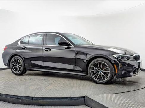 Used 2020 BMW 330i Sedan image 11
