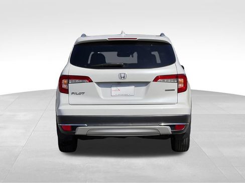 Used 2020 Honda Pilot Touring image 4