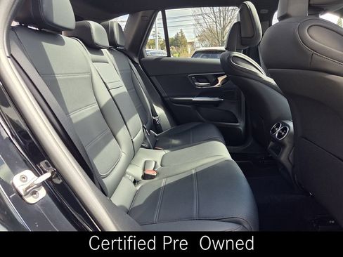 Certified 2025 Mercedes-Benz GLC 300 4MATIC image 34