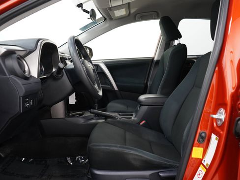 Used 2016 Toyota RAV4 LE FWD image 21