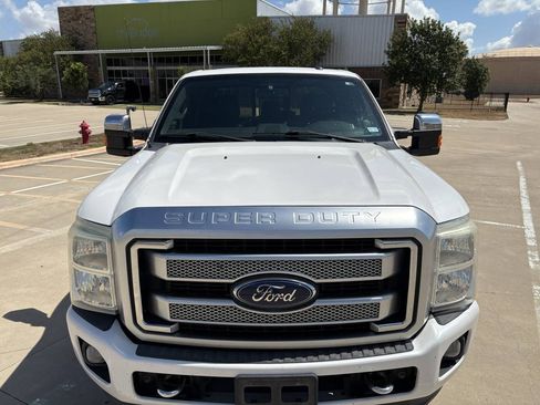 Used 2015 Ford F250 Platinum w/ FX4 Off-Road Package AWD/4WD image 10