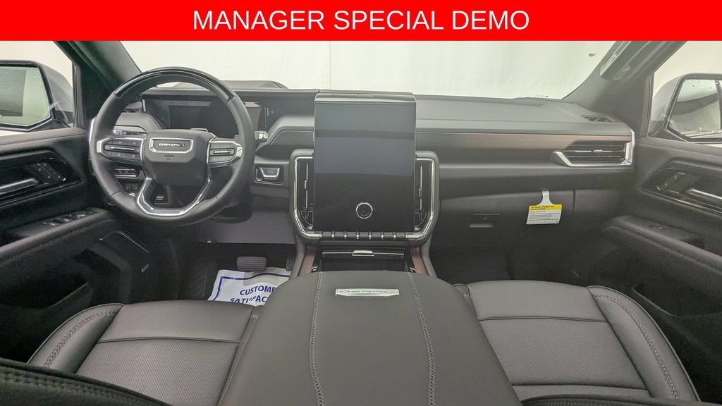 Used 2026 GMC Yukon XL Denali w/ Denali Reserve Package AWD/4WD image 9
