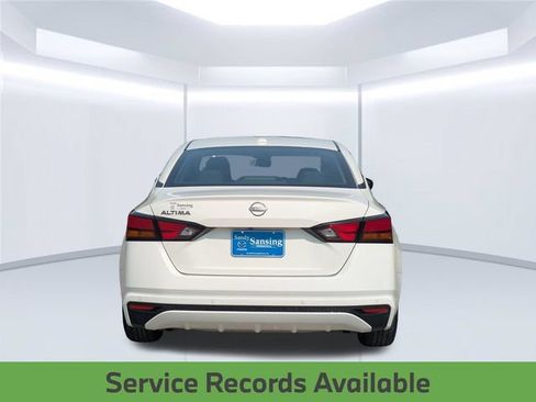 Used 2025 Nissan Altima 2.5 SV FWD image 5