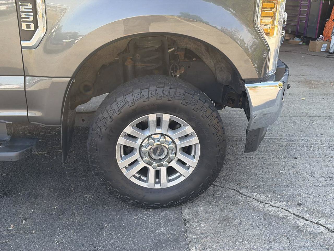 Used 2019 Ford F250 XLT w/ XLT Value Package AWD/4WD image 17