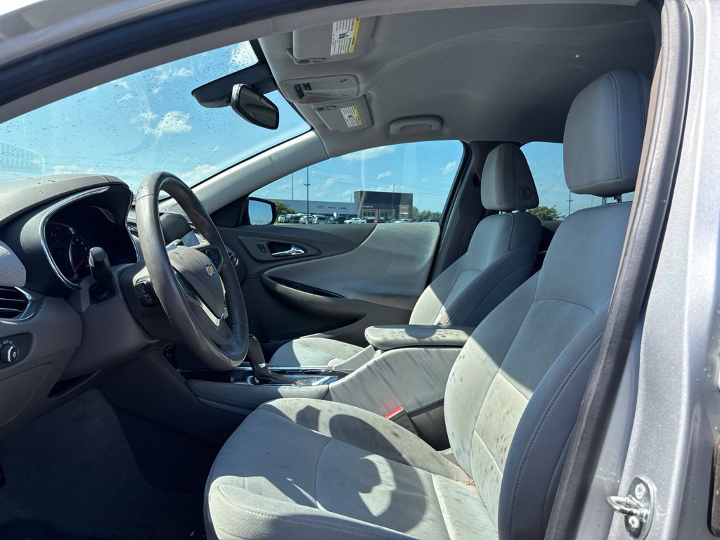 Used 2018 Chevrolet Malibu LT FWD image 10