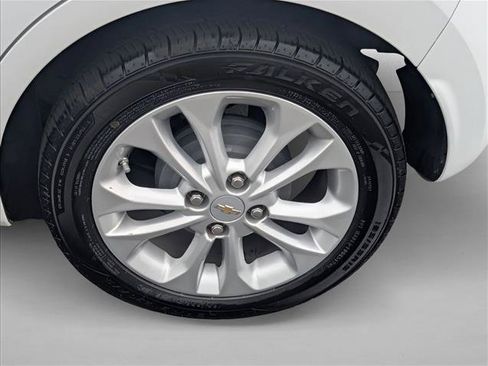Used 2021 Chevrolet Spark LT FWD image 28
