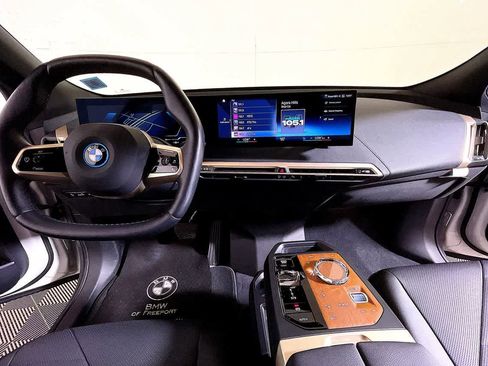 Used 2023 BMW iX M60 w/ Executive Package image 14