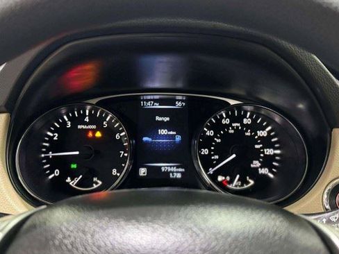 Used 2016 Nissan Rogue SV FWD image 44