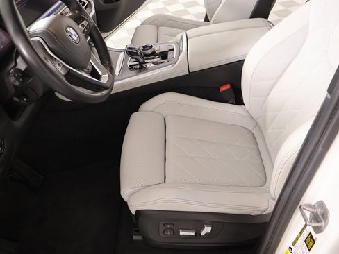 Used 2023 BMW X5 sDrive40i w/ Premium Package image 12