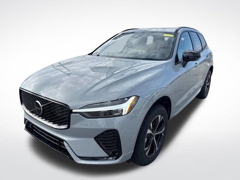New 2026 Volvo XC60 B5 Core image 3
