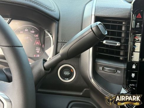 New 2026 RAM 3500 Laramie AWD/4WD image 20