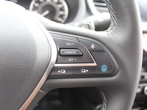 Certified 2025 INFINITI QX50 Luxe image 24