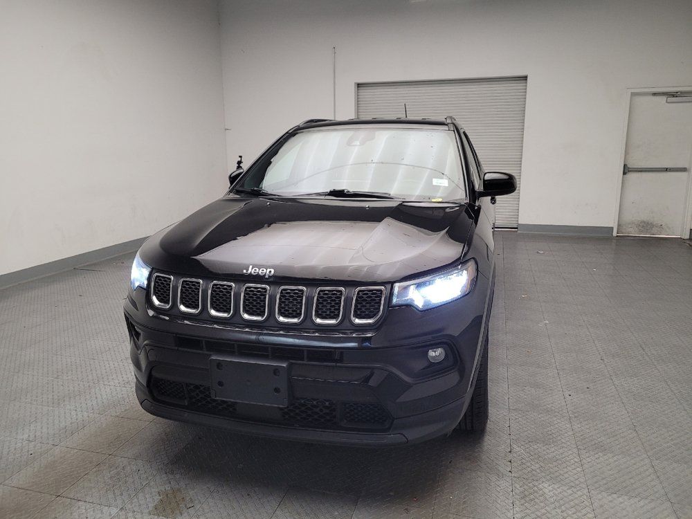 Used 2023 Jeep Compass Latitude AWD/4WD image 15