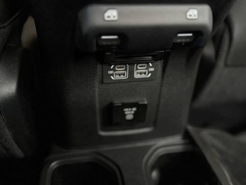 Used 2022 Jeep Gladiator Rubicon w/ LED Lighting Group image 42