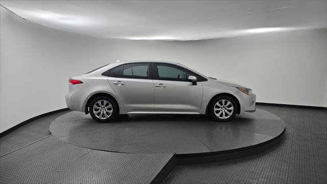 Used 2025 Toyota Corolla LE FWD image 9