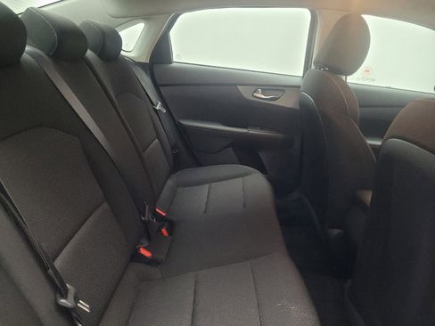 Used 2021 Kia Forte LXS FWD image 19