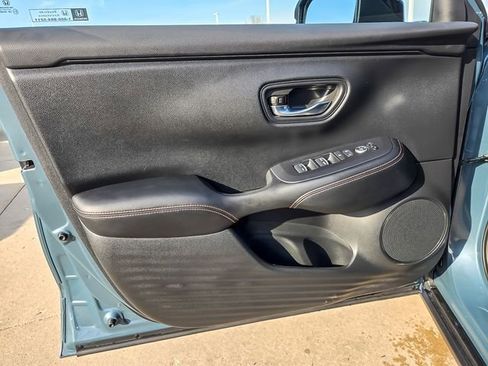 Used 2024 Honda HR-V Sport image 20