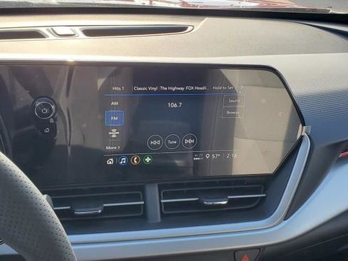 New 2026 Chevrolet Trax RS w/ Sunroof Package image 20