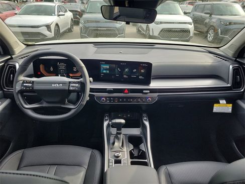 New 2026 Kia Sorento S image 17