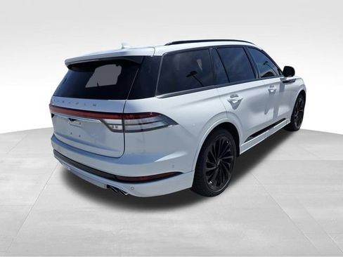 Used 2022 Lincoln Aviator Reserve w/ Equipment Group 201A image 3