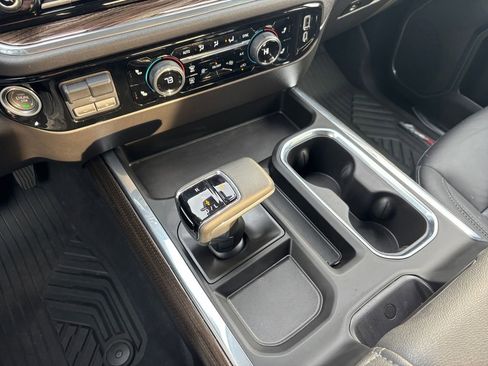 Used 2024 Chevrolet Silverado 1500 LT Trail Boss image 21