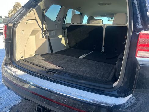 Certified 2022 Volkswagen Atlas SE image 14