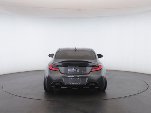 Used 2023 Toyota GR86 Premium image 23