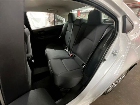 Used 2023 Toyota Corolla LE image 15