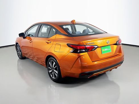 Used 2022 Nissan Versa SV w/ Trunk Package FWD image 7