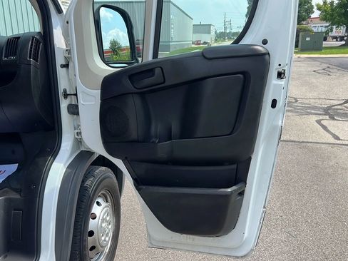 Used 2016 RAM ProMaster 2500 image 20