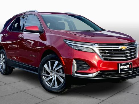 Used 2023 Chevrolet Equinox Premier image 2