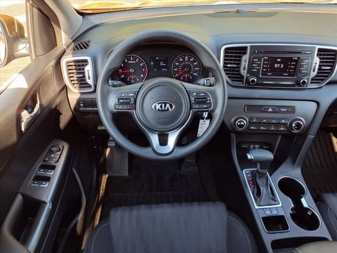 Used 2019 Kia Sportage LX image 13