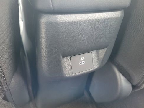 New 2025 Nissan Versa SV w/ Trunk Package image 27