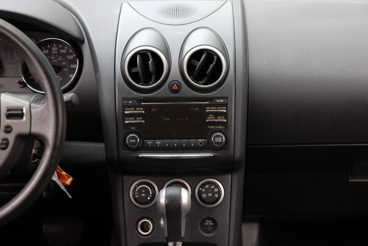 Used 2013 Nissan Rogue S w/ Special Edition Pkg AWD/4WD image 35