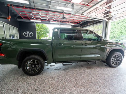 Used 2023 Toyota Tundra SR5 w/ SR5 Premium Package AWD/4WD image 4