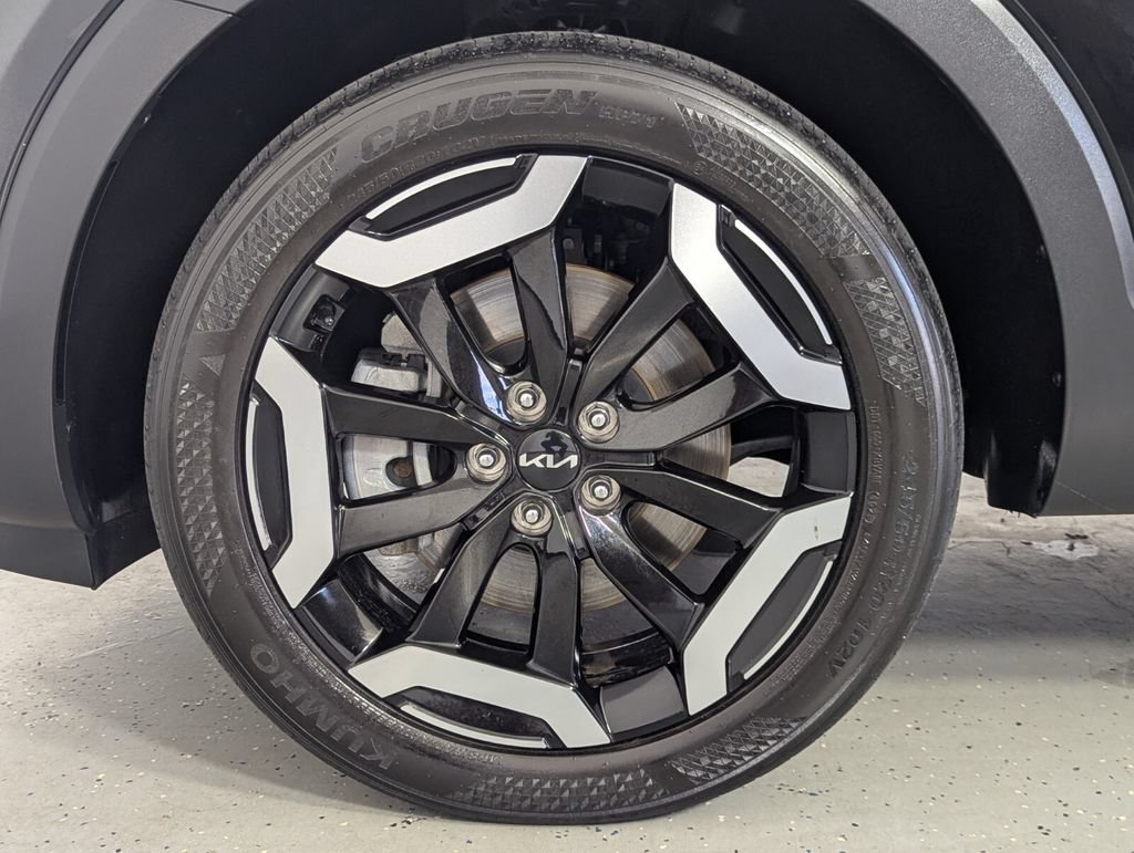Used 2024 Kia Telluride S w/ S Sunroof Package FWD image 8