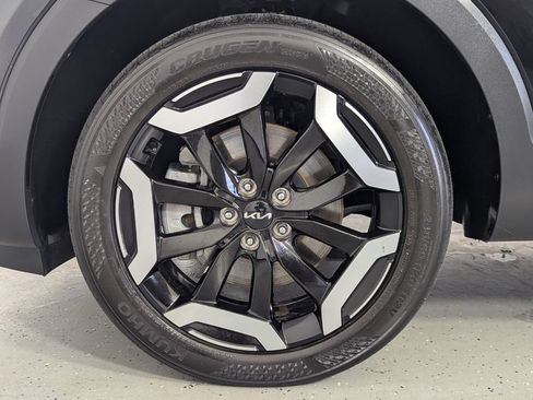Used 2024 Kia Telluride S w/ S Sunroof Package FWD image 8