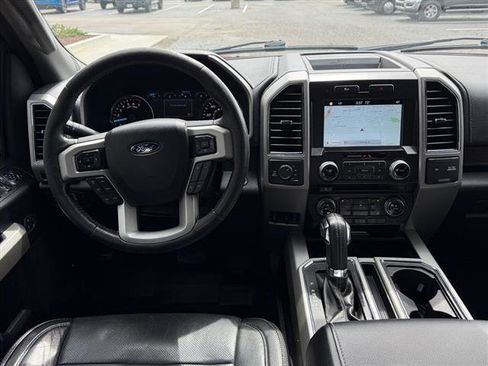 Used 2017 Ford F150 Lariat w/ Equipment Group 502A Luxury AWD/4WD image 11